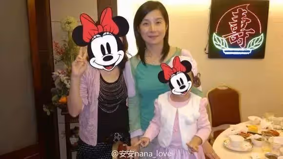 天下沒有白吃的午餐！岳翎從小父母就雙亡「靠演技爆紅演藝圈」 「什麼都靠自己努力」屢屢被瓊瑤欽點