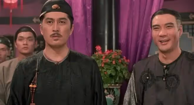 67歲香港戲骨在內地農村趕集!坐路邊吃豆漿油條,兩鬢斑白接地氣