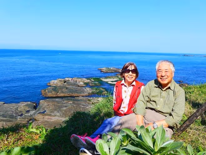 86歲主播獨居患失智症!髮妻去世後常半夜哭泣,有憂鬱加自閉傾向