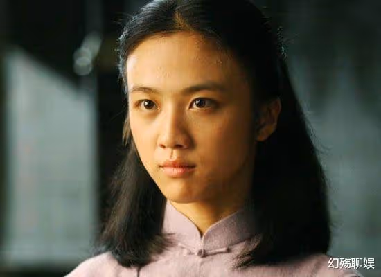湯唯:靠顏值勝過劉亦菲,因拍電影被未婚夫分手,如今風光嫁韓國