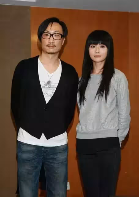 一婚嫁豪門,蟄伏多年牽手「百億太子」,被阿嬌羨慕的阿SA有多拽