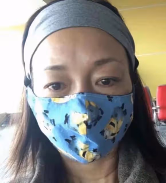 已淡出娛樂圈近10年,52歲前知名港姐近況曝光,臉上斑點盡顯老態