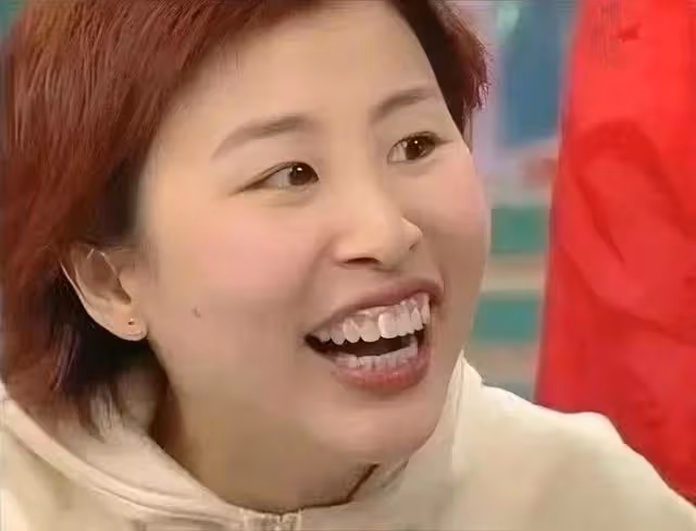 香港知名女星息影多年宣告復出!低調嫁入豪門,轉型成書畫家