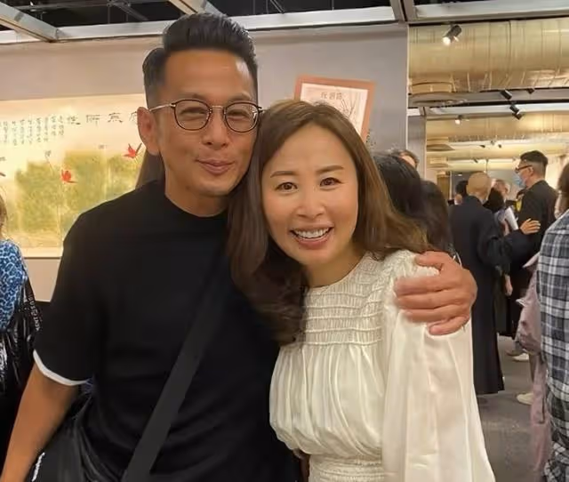 香港知名女星息影多年宣告復出!低調嫁入豪門,轉型成書畫家