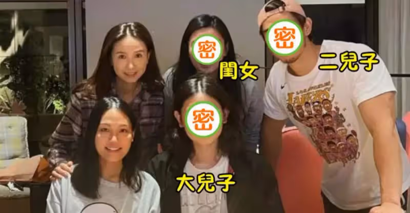凍齡港姐吳婉芳帶3子女亮相！大兒子留長髮最像媽媽，二兒子身材健碩，女兒顏值不及媽媽