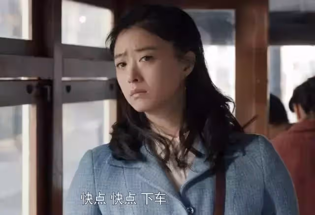 6位被身材拖累慘了的女明星:看臉好驚艷,一看全身就完蛋