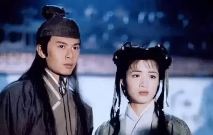 看破紅塵!一代男神「放棄267億家產」拒絕三任女友「選擇剃度出家」近照滿臉滄桑