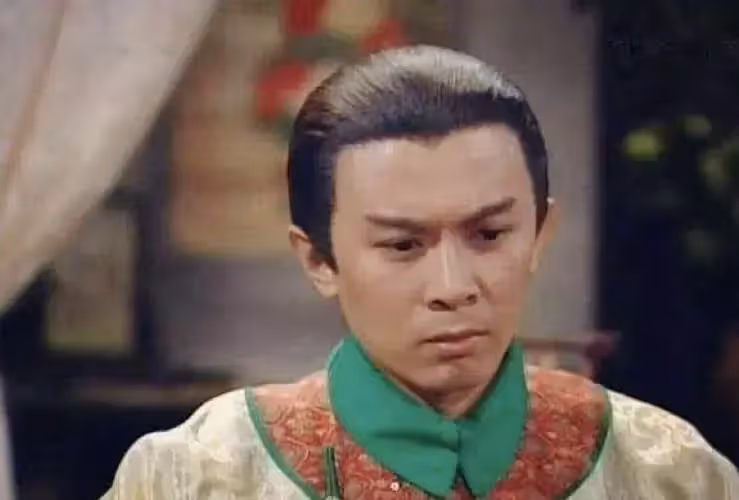 看破紅塵！一代男神「放棄267億家產」拒絕三任女友「選擇剃度出家」近照滿臉滄桑