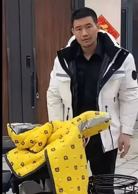 炫富,愛裝,脾氣還暴,小兵張嘎越來越飄,社會人氣息非常濃重!