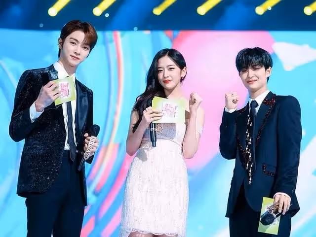D.O.和朴信惠夫婦同行?夏威夷度蜜月;STAYC能否阻止泰妍?
