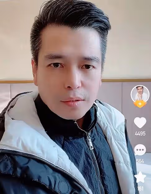 男星被困吉林6天！在當地當志願者穿防護服，自曝不知晚上在哪睡