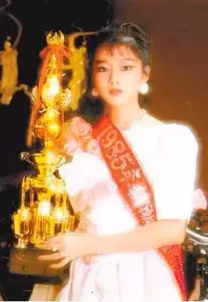 出身豪門，卻甘願被藏21年，46歲為劉德華生子，朱麗倩的忍耐，常人想不到，網友：難怪被華仔寵愛30多年