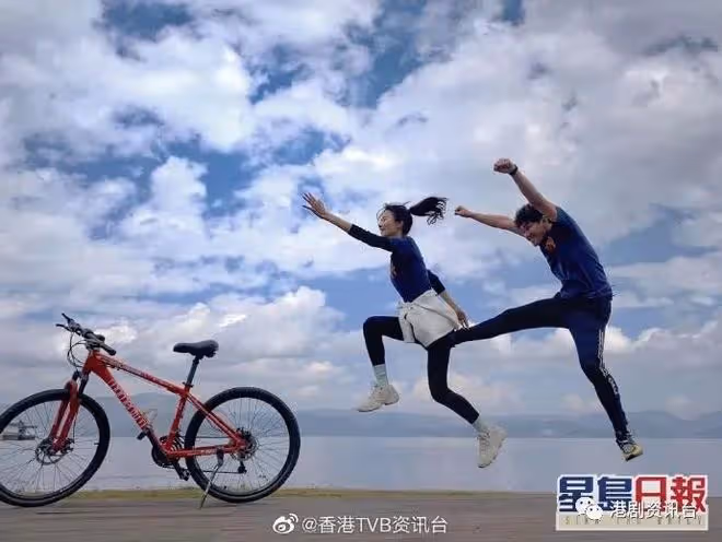 黃翠如飛馬來西亞開工!李司棋撞樣《奇幻魔法屋》主角