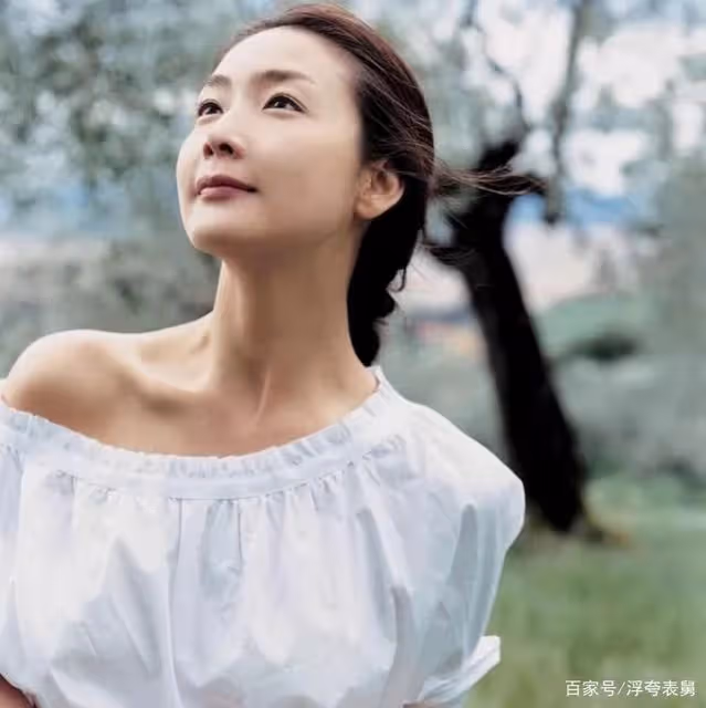 娛圈故事：吃嫩草嫁牛郎，出圈女星崔智友，讓韓國爺們恨得牙痒痒