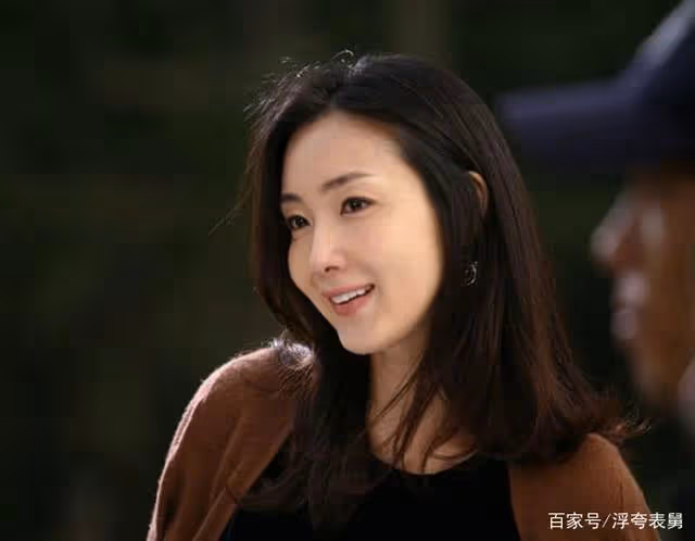 娛圈故事：吃嫩草嫁牛郎，出圈女星崔智友，讓韓國爺們恨得牙痒痒