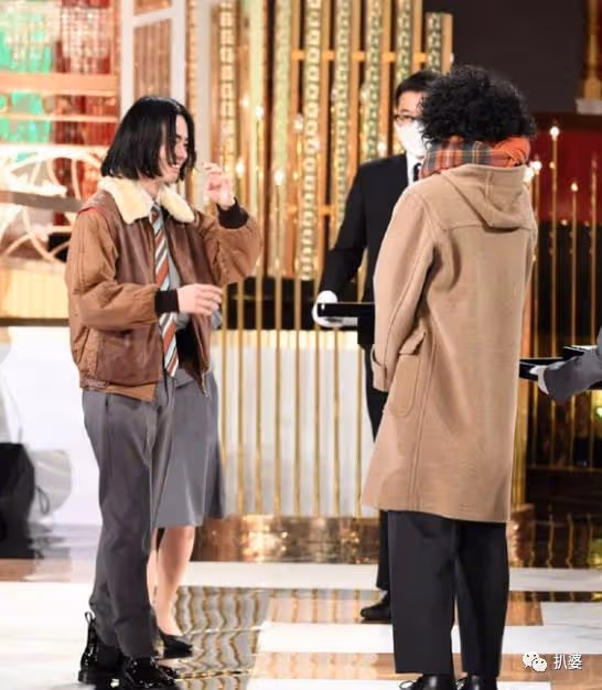 羨慕了!這就是不結婚的好處吧。