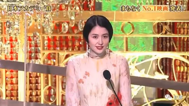 羨慕了！這就是不結婚的好處吧。