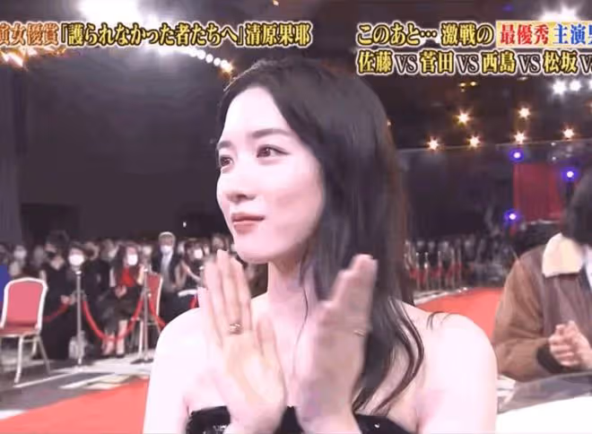 羨慕了！這就是不結婚的好處吧。