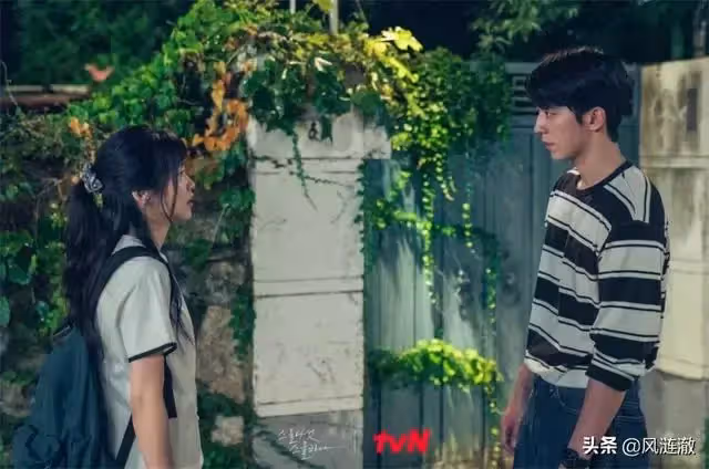 《25，21》里羅希度的初戀男友好眼熟，原來是朴信惠的老公