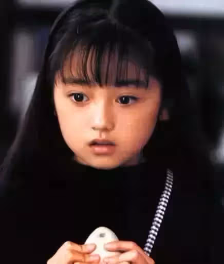 初戀變繼父!她12歲奪影后「 愛人被生母攔截」 38歲二婚憑「超凍齡顏值再次爆紅」走出泥潭