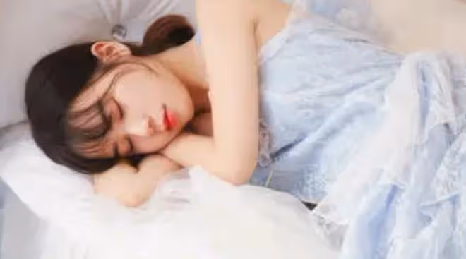 被小奶狗睡服,本以為苦盡甘來,直到我和他爸的情愛往事被翻出來