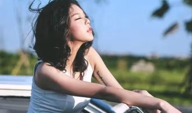 被小奶狗睡服,本以為苦盡甘來,直到我和他爸的情愛往事被翻出來