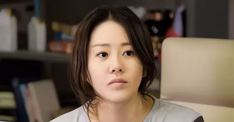 二婚3年，婆婆常罵我二手貨，小姑子出嫁當晚被退回，我笑出眼淚
