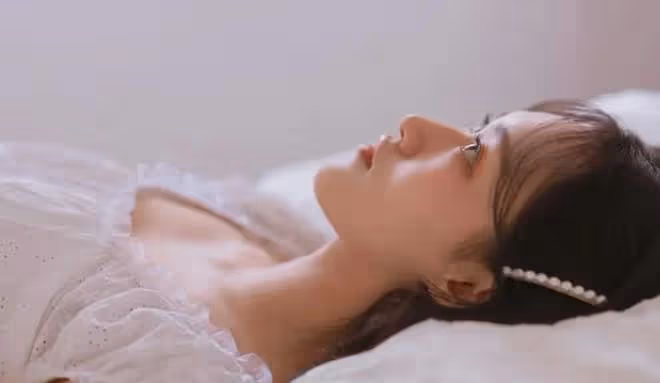 我是一個女主播,在我和情人忘乎所以的時候,被全網直播