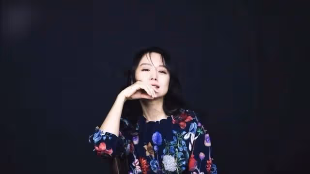 模特逆襲的韓國影后,從限制級到高分文藝片,她的金牌人生太精彩