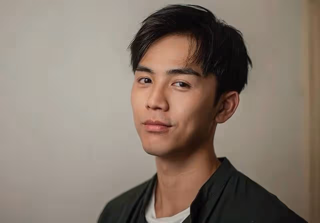 恭喜！TVB又多一位過億駙馬，知名男星向交往半年女友求婚成功