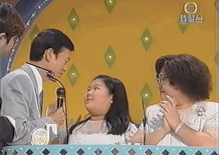 鄭欣宜：繼承6000萬遺產的星二代，活成了媽媽沈殿霞期待的樣子