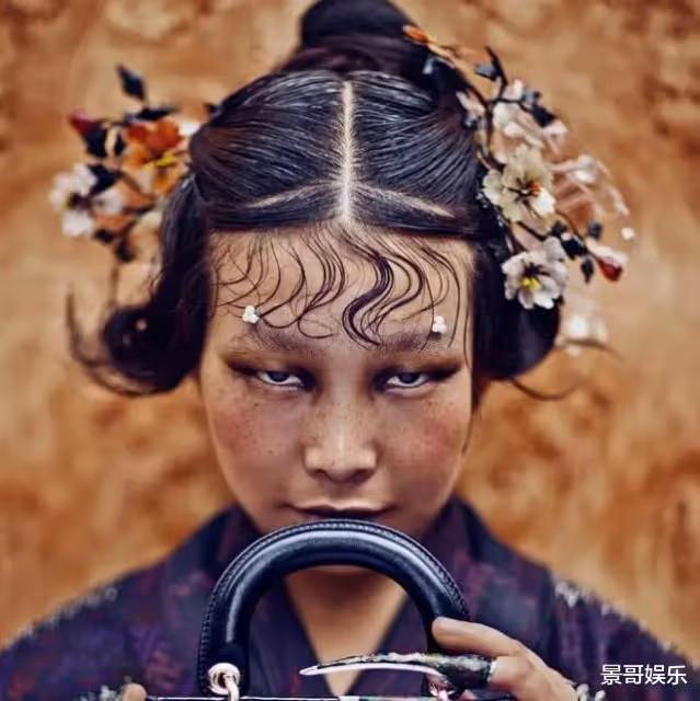 陳漫社交平台淪陷，陳凱歌前妻、「名門痞女」洪晃公開為陳漫喊冤