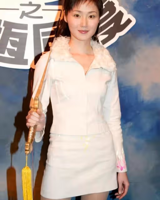 濾鏡下手太重！51歲知名「不老女神」拍片曬日常，網友直呼認不出