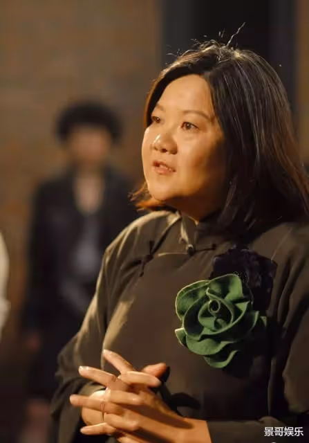 陳漫社交平台淪陷，陳凱歌前妻、「名門痞女」洪晃公開為陳漫喊冤