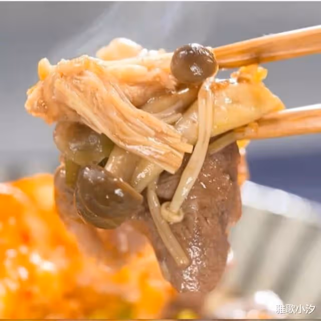 49歲木村拓哉,上電視節目秀廚藝,大方分享5道「木村家料理」!