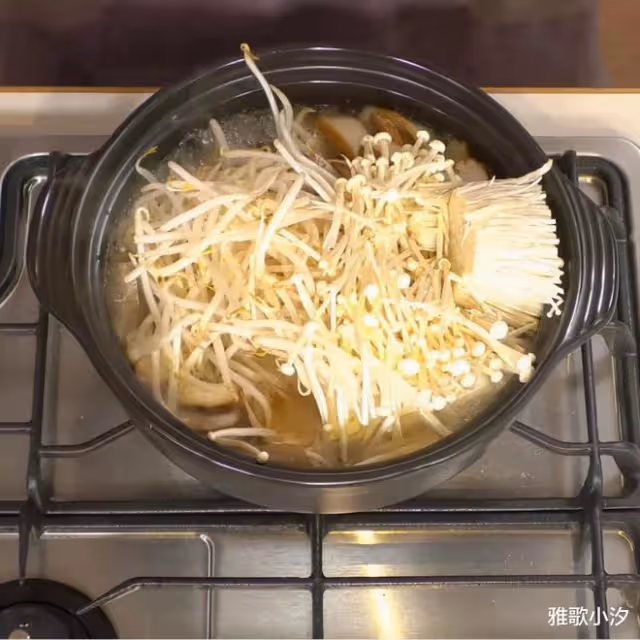 49歲木村拓哉,上電視節目秀廚藝,大方分享5道「木村家料理」!