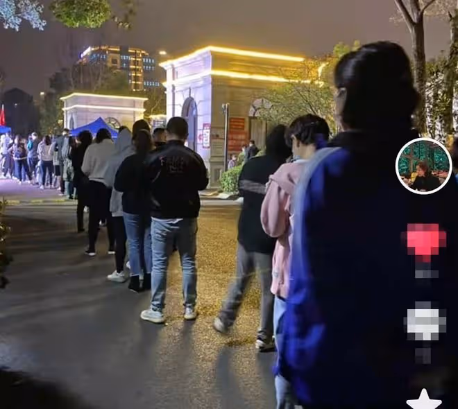 謝寧被困河北農村,宅家隔離精神快崩潰,發脾氣脫衣服大喊要上班