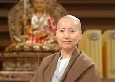 與佛結緣!她演活了林黛玉「歷經兩段婚姻」 棄上億資產剃度出家「患癌拒絕治療」42歲香消玉殞 !