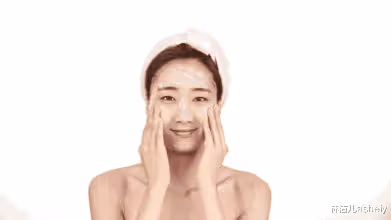 小松菜奈的「厭世感」竟能招桃花？俘獲菅田將暉，成權志龍理想型