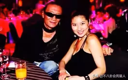 17歲愛上父親好友!12年換兩千萬被分手 這6對「爺孫戀」真的值嗎?