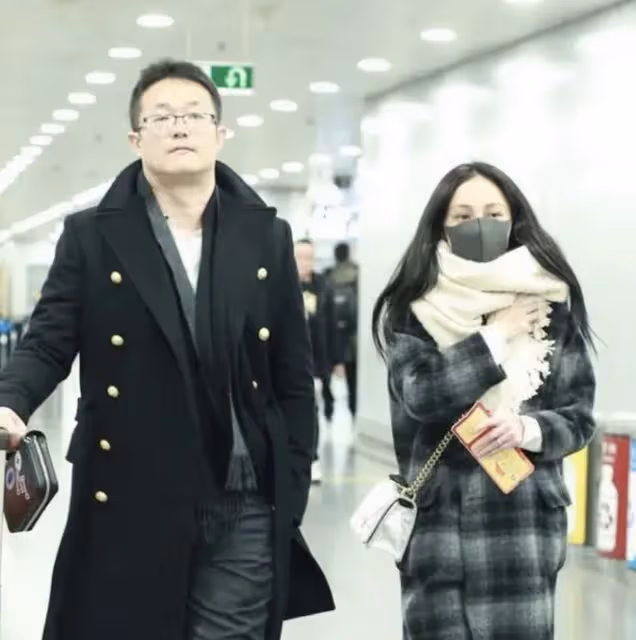 姚笛老公又被曝出軌!深夜與美女泡吧進酒店,女方長腿矚目顏值高