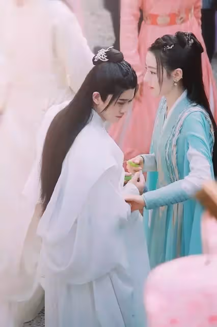 10組2022絕對王炸CP!楊紫&肖戰PK迪麗熱巴&任嘉倫,每對都是顏控的春天