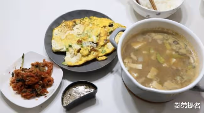 《魷魚遊戲》流氓的另一面，10年來為妻子做早飯成丈夫典範