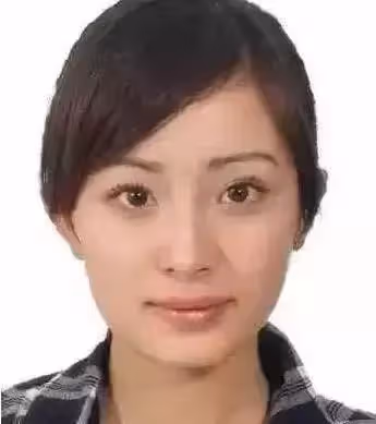 明星素顏證件照曝光：張柏芝清秀，周迅眼神動人，她卻比化了妝還漂亮