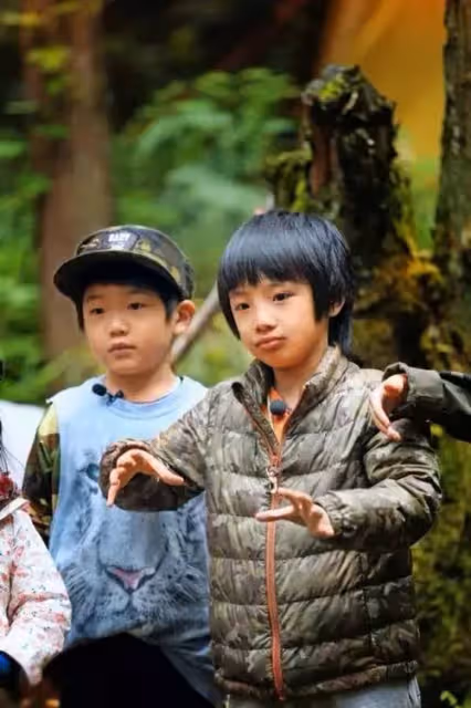 吳鎮宇兒子近照曝光!13歲費曼「五官越長越像爸」暴風抽高 「眼角傷疤超明顯」 網直呼:太心疼