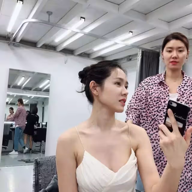 40 歲孫藝珍曬比基尼舊照,傲人身材引網暴動!