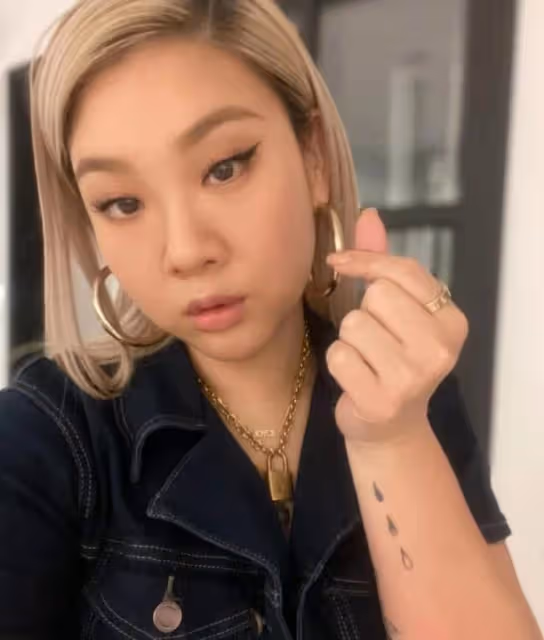 臉瘦了一圈!香港知名星二代成功減掉超20磅,網友大讚輕盈了不少