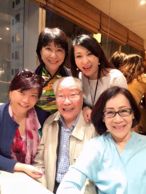香港100歲億萬富豪去世!6女1子各有成就,女兒曝愛國情懷來自爸