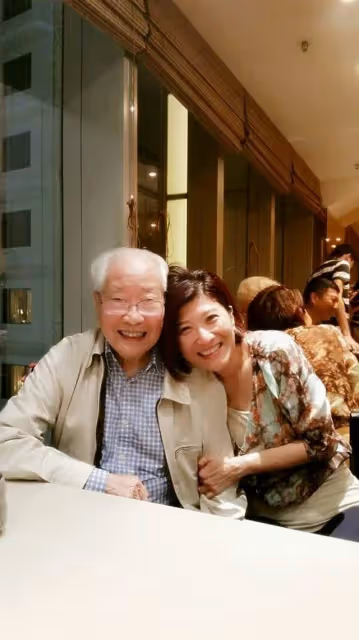 香港100歲億萬富豪去世!6女1子各有成就,女兒曝愛國情懷來自爸