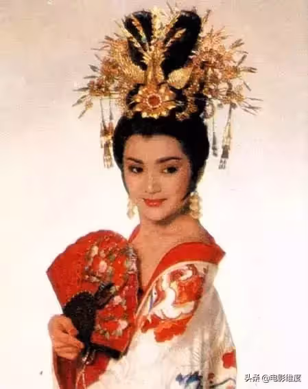 63歲女星「最紅片酬可買整條街」被前夫逼出精神病　「一生兩段婚姻皆失敗」病痛纏身孤苦一人